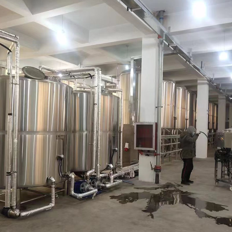 西工精酿啤酒设备